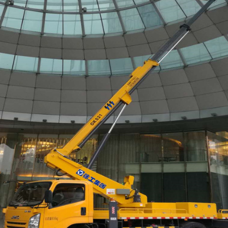 顺义附近高空作业车租赁｜安全设备租赁｜高空安装|工程定制化方案｜亿立达设备租赁